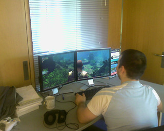 Un développeur d'Age of Conan joue Un développeur d'Age of Conan joue