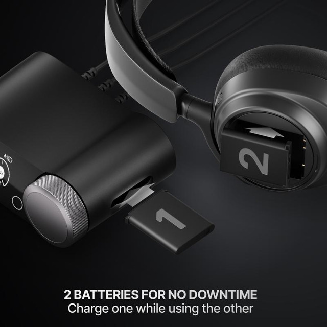 Arctis nova pro omni black etail img 06