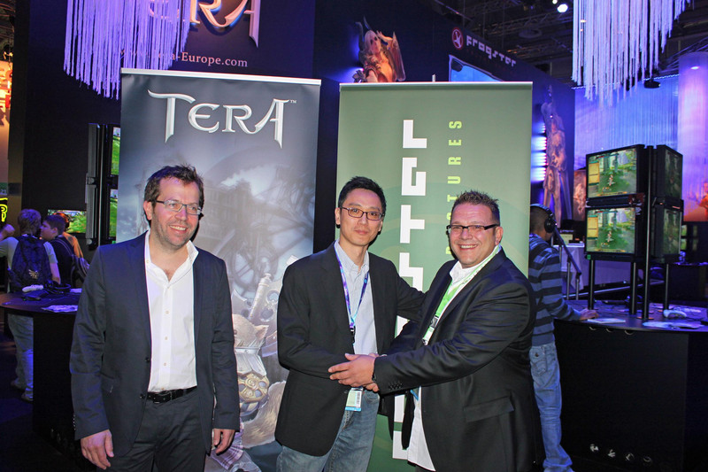 GamesCom 2010 : Signature l'accord entre Frogster et Bluehole quant � l'exploitation de Tera Online en Europe