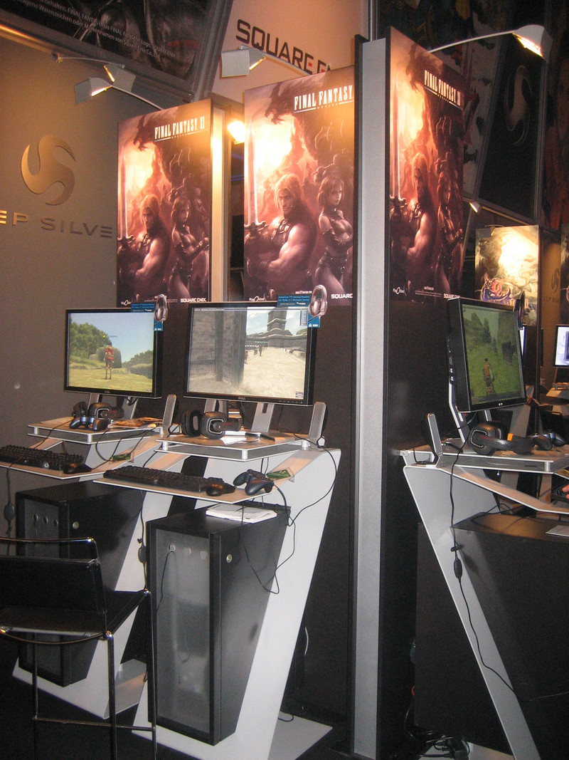 Un autre angle du stand FF11 � la GC 2008
