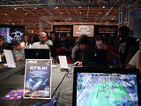 Ouais, les stands JOL et Blood Bowl �taient � c�t�, on a pas eu besoin de trop marcher.