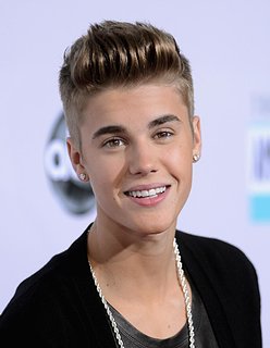 Cliquez sur l'image pour la voir en taille relle

Nom : justin-bieber-celibataire.jpg
Taille : 930x1202
Poids : 68,4 Ko
ID : 219430