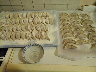Cliquez sur l'image pour la voir en taille relle

Nom : gyozabitches.jpg
Taille : 960x720
Poids : 95,8 Ko
ID : 249240