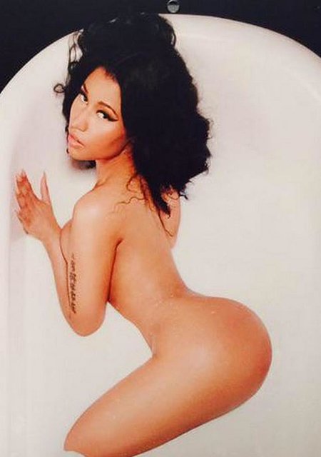 nicki-minaj-toutes-fesses-dehors-de-janvier.jpg