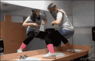 Cliquez sur l'image pour la voir en taille relle

Nom : FAIL 1.gif
Taille : 400x255
Poids : 1 020,2 Ko
ID : 241980
