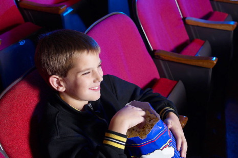 boy%20at%20movies%20eat%20popcorn.jpg boy%20at%20movies%20eat%20popcorn.jpg