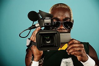 Cliquez sur l'image pour la voir en taille relle

Nom : camera-man.jpg
Taille : 640x427
Poids : 49,4 Ko
ID : 174231