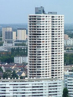 Cliquez sur l'image pour la voir en taille relle

Nom : tascruhein.jpg
Taille : 450x600
Poids : 116,9 Ko
ID : 117761