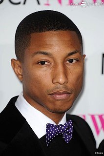 Cliquez sur l'image pour la voir en taille relle

Nom : 316713-pharrell-williams-a-l-occasion-du-30e-637x0-2.jpg
Taille : 637x957
Poids : 54,6 Ko
ID : 162581