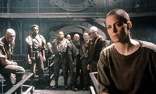 Cliquez sur l'image pour la voir en taille relle

Nom : Alien-3-A.jpg
Taille : 600x363
Poids : 69,2 Ko
ID : 620332