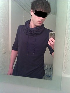 Cliquez sur l'image pour la voir en taille relle

Nom : IMAGjol.jpg
Taille : 488x648
Poids : 119,3 Ko
ID : 132352
