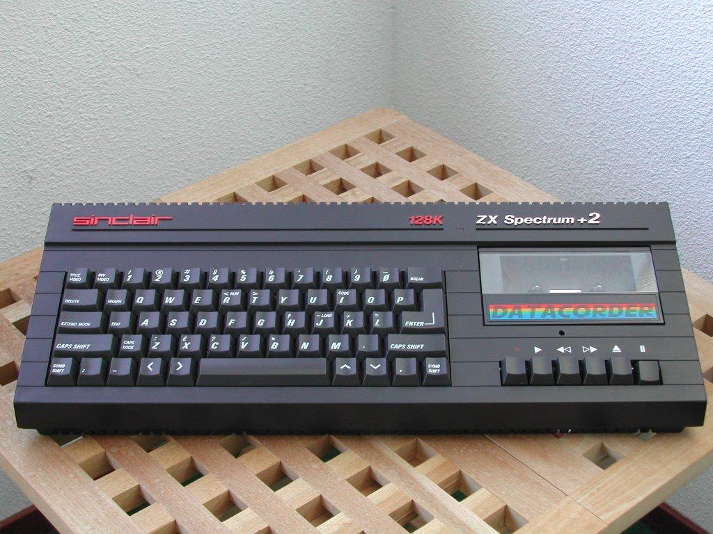 Спектрум 10. Sinclair ZX Spectrum 128k. ZX Spectrum 128 с кассетой. Приставка Спектрум ZX. ZX Spectrum 80.