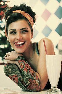 Cliquez sur l'image pour la voir en taille relle

Nom : Tattoo-Girl-Inked.jpg
Taille : 550x827
Poids : 100,3 Ko
ID : 236492
