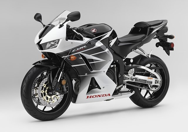 2016-honda-cbr600rr-sport-bike-motorcycle-cbr-600rr-2.jpg 2016-honda-cbr600rr-sport-bike-motorcycle-cbr-600rr-2.jpg