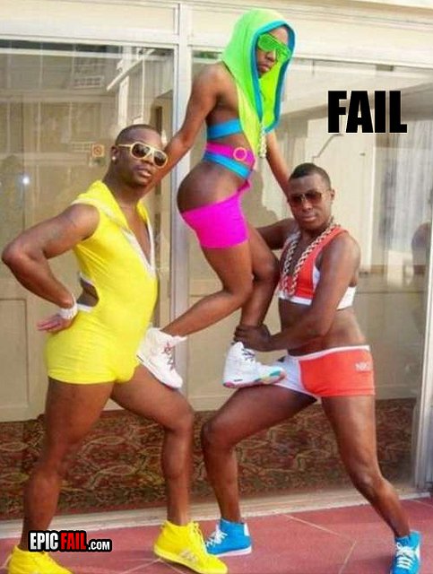159454epicfashionfailblackguysgayspandexwtf.jpg