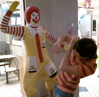 Cliquez sur l'image pour la voir en taille relle

Nom : f-Dont-Beat-Me-Ronald-5646.jpg
Taille : 555x543
Poids : 191,7 Ko
ID : 68113