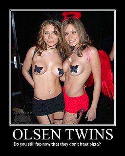 Cliquez sur l'image pour la voir en taille relle

Nom : olsen_twins.jpg
Taille : 600x750
Poids : 83,9 Ko
ID : 45823
