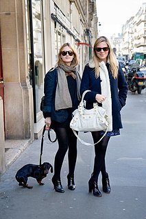 Cliquez sur l'image pour la voir en taille relle

Nom : aurore-estelle-styliste-enfant-L-1.jpg
Taille : 400x600
Poids : 41,5 Ko
ID : 171923