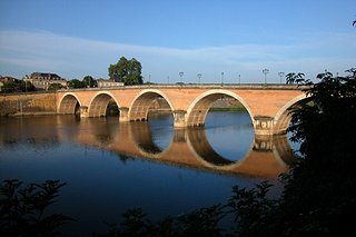 Cliquez sur l'image pour la voir en taille relle

Nom : cestou1.jpg
Taille : 600x399
Poids : 74,5 Ko
ID : 81153