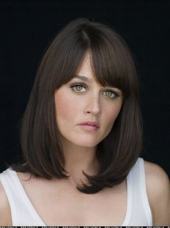 Cliquez sur l'image pour la voir en taille relle

Nom : Robin-Tunney36174.jpg
Taille : 1024x1372
Poids : 128,3 Ko
ID : 161583