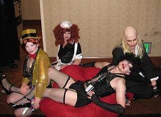 Cliquez sur l'image pour la voir en taille relle

Nom : Kumoricon - Rocky Horror.jpg
Taille : 500x363
Poids : 59,1 Ko
ID : 112683