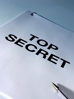 Cliquez sur l'image pour la voir en taille relle

Nom : topsecret_br69.jpg
Taille : 600x800
Poids : 461,8 Ko
ID : 44424