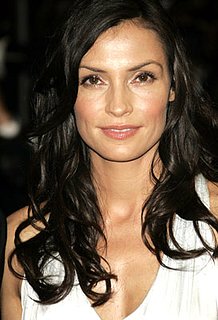 Cliquez sur l'image pour la voir en taille relle

Nom : famke-janssen.jpg
Taille : 273x400
Poids : 29,1 Ko
ID : 131824