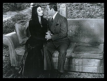 The-Addams-Family-addams-family-788124_368_281.jpg