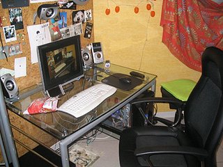 Cliquez sur l'image pour la voir en taille relle

Nom : Bureau_dcembre 006.jpg
Taille : 1024x768
Poids : 151,3 Ko
ID : 2384