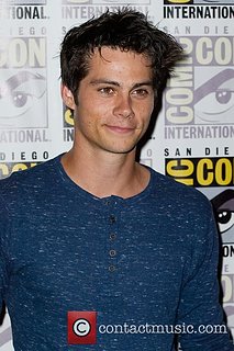 Cliquez sur l'image pour la voir en taille relle

Nom : dylan-o'brien-comic-con-international-san-diego_4302341.jpg
Taille : 500x750
Poids : 220,6 Ko
ID : 245215