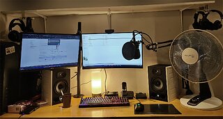 Cliquez sur l'image pour la voir en taille r�elle

Nom : Home Studio.jpg
Taille : 1954x1046
Poids : 1,19 Mo
ID : 739155