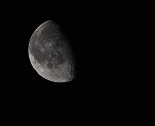 Cliquez sur l'image pour la voir en taille relle

Nom : quartierlune.jpg
Taille : 1024x832
Poids : 99,1 Ko
ID : 81595