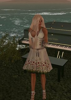 chloe_001.jpg chloe_001.jpg