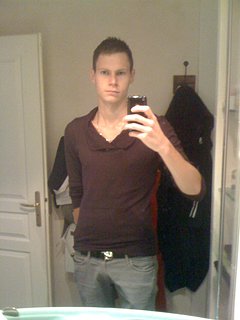 Cliquez sur l'image pour la voir en taille relle

Nom : IMG_0080.JPG
Taille : 1200x1600
Poids : 471,7 Ko
ID : 147966
