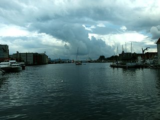 Cliquez sur l'image pour la voir en taille relle

Nom : Bergen trip 036 copy.jpg
Taille : 1024x768
Poids : 568,1 Ko
ID : 79437