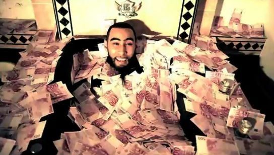 la-fouine-artiste-524bed150c252.jpg