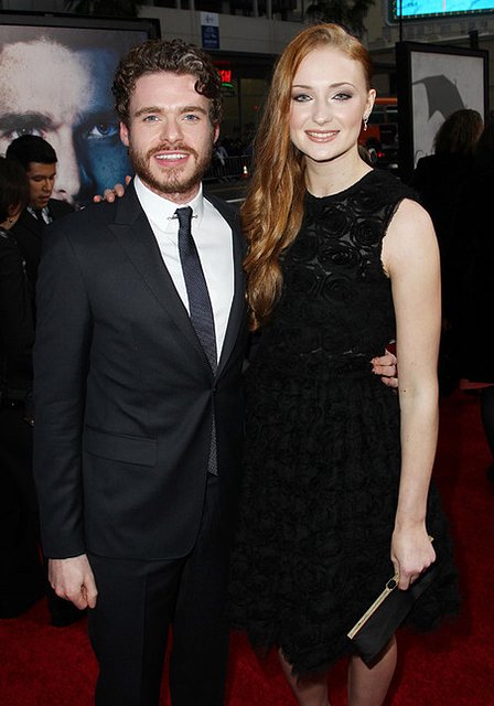 Richard-Madden-and-Sophie-Turner_gallery_primary.jpg Richard-Madden-and-Sophie-Turner_gallery_primary.jpg
