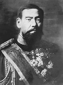 220px-Black_and_white_photo_of_emperor_Meiji_of_Japan.jpg