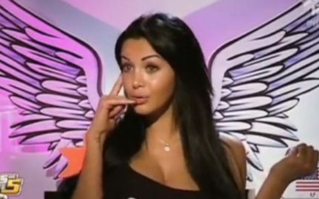 7759302925_nabila-des-anges-de-la-tele-realite-est-devenue-la-risee-de-la-toile.jpg 7759302925_nabila-des-anges-de-la-tele-realite-est-devenue-la-risee-de-la-toile.jpg