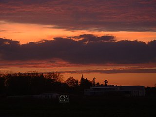 Cliquez sur l'image pour la voir en taille relle

Nom : Ciel 04.JPG
Taille : 1280x960
Poids : 331,6 Ko
ID : 104948