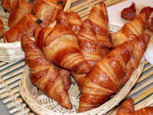 croissants.jpg croissants.jpg