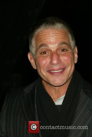 tony_danza_2201377.jpg