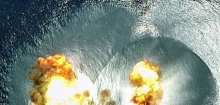 Cliquez sur l'image pour la voir en taille relle

Nom : 800px-Uss_iowa_bb-61_pr.jpg
Taille : 593x284
Poids : 76,6 Ko
ID : 57419