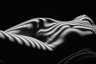 Les-nues-de-Lucien-Clergue.jpg