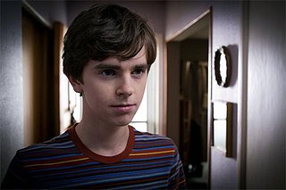Cliquez sur l'image pour la voir en taille relle

Nom : bates-motel-freedie-highmore.jpg
Taille : 500x333
Poids : 31,4 Ko
ID : 188129