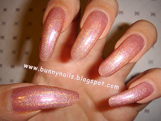 Cliquez sur l'image pour la voir en taille relle

Nom : Blush+diamond1.jpg
Taille : 400x300
Poids : 44,2 Ko
ID : 445259