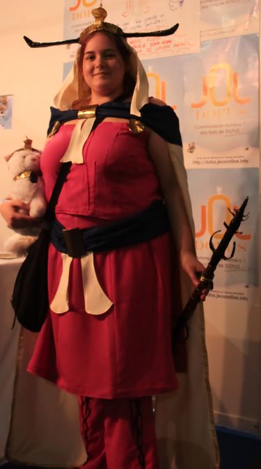 https://jolstatic.fr/dofus/AC5/photos/ConcoursCosplay/IMG_3817.jpg