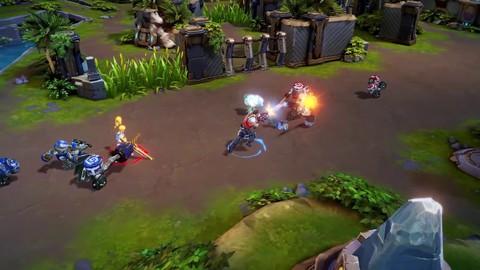 Master X Master, « le MOBA évolue »