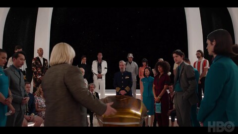 Bande-annonce officielle de la comédie de science-fiction Avenue 5