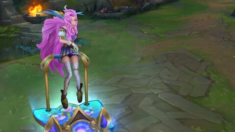 Aperçu du gameplay de Séraphine, la championne pop-star de League of Legends